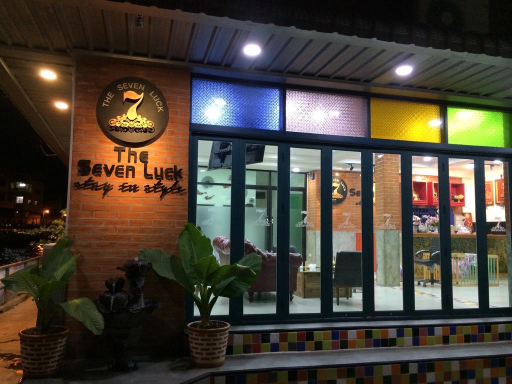 Hotel The Seven Luck à Bangkok Extérieur photo